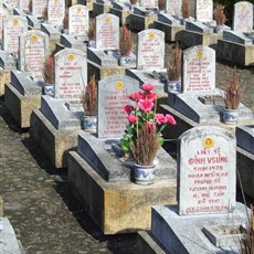 Vietnam Truong Son cemetry